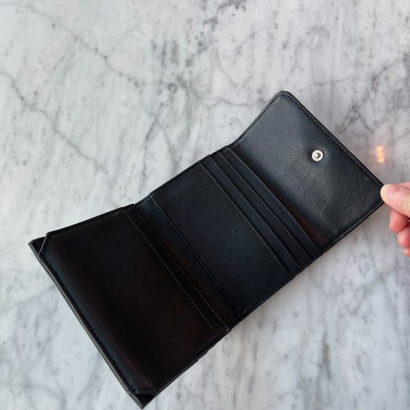 Esprit Black Expandable Wallet - Picture 7 of 9